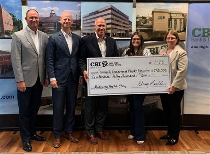 CBI Bank donates $250K for new Muscatine clinic