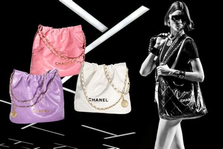 Chanel’s 22 Tote Bag Is The Antithesis Of The “Quiet Luxury” Trend