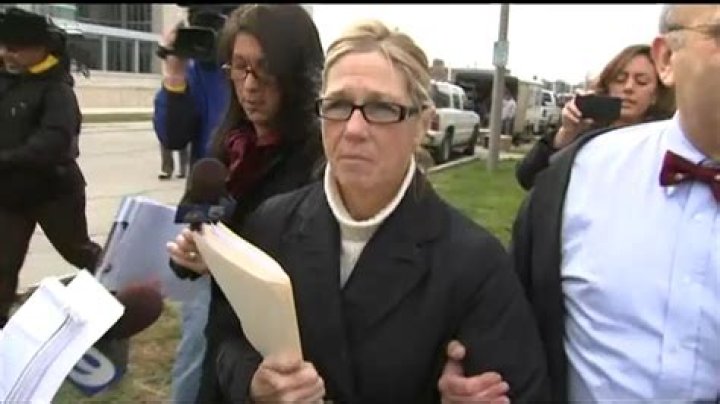 City of Dixon writes letter asking prison warden to not release Rita Crundwell from prison