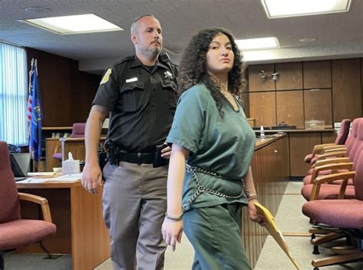Colona woman sentenced to prison for tampering with federal witness