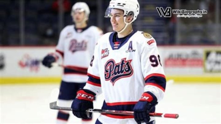 Connor Bedard: Wiki, Bio, Age, NHL Draft, Ice Hockey Player, Stats