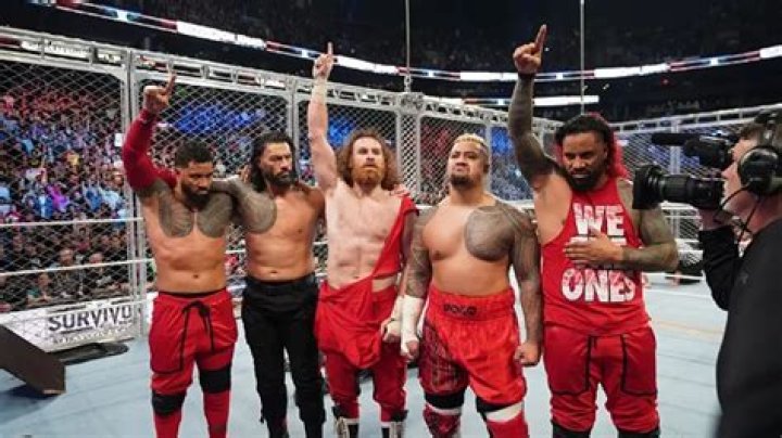 Could WWE RAW 30th Anniversary Show set up The Rock versus Roman Reigns?