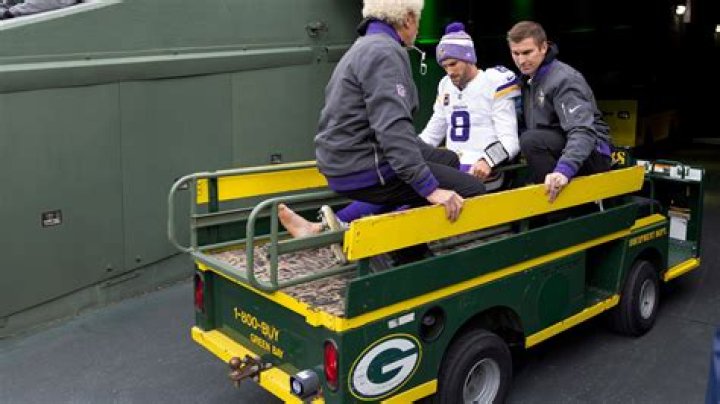 Cousins may have Achilles tendon injury; Stafford, Pickett, Taylor also hurt on rough day for QBs