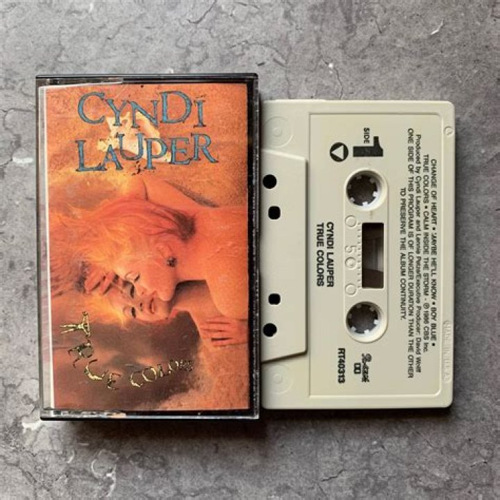 Cyndi Lauper - Songs, Age & True Colors