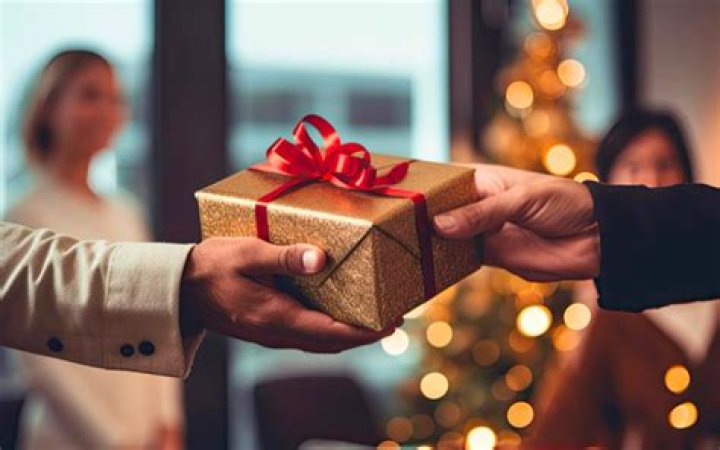Défiscaliser à travers les cadeaux d’entreprise : les règles