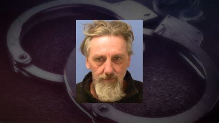Deputies arrest man wanted on nationwide warrant