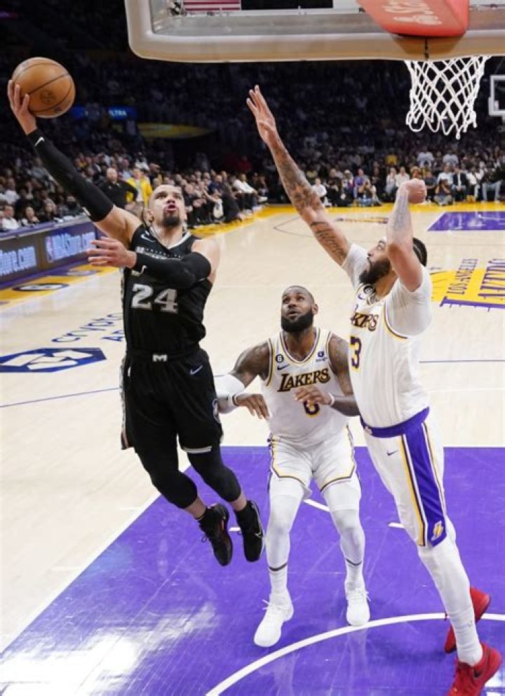 Dillon Brooks: Image was factor in ejection for LeBron blow