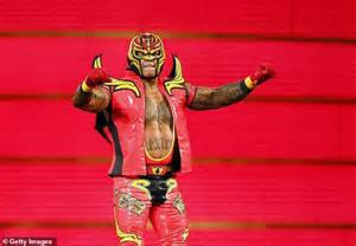 	Dominik Mysterio has reportedly re-signed with WWE	