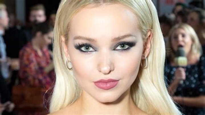 Dove Cameron's New Brunette Look Has Her Wondering If Blondes Really Have More Fun After All — VIDEO