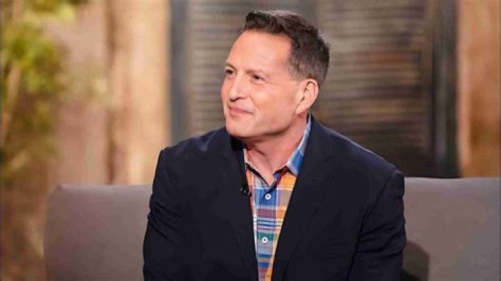 Dr Doug Weiss Net Worth 2024