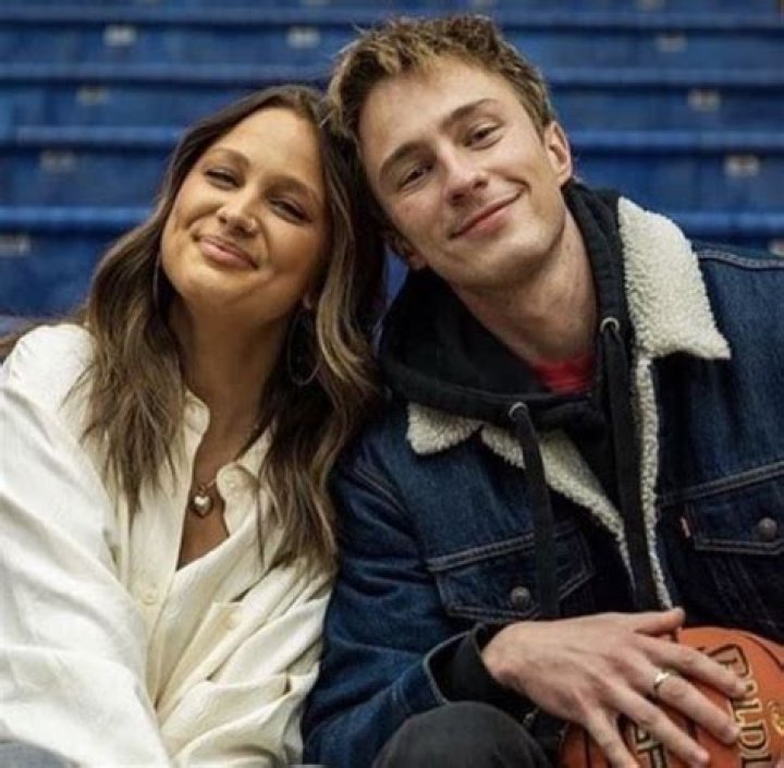 Drew Starkey- Wiki, Age, Height, Net Worth, Girlfriend, Ethnicity