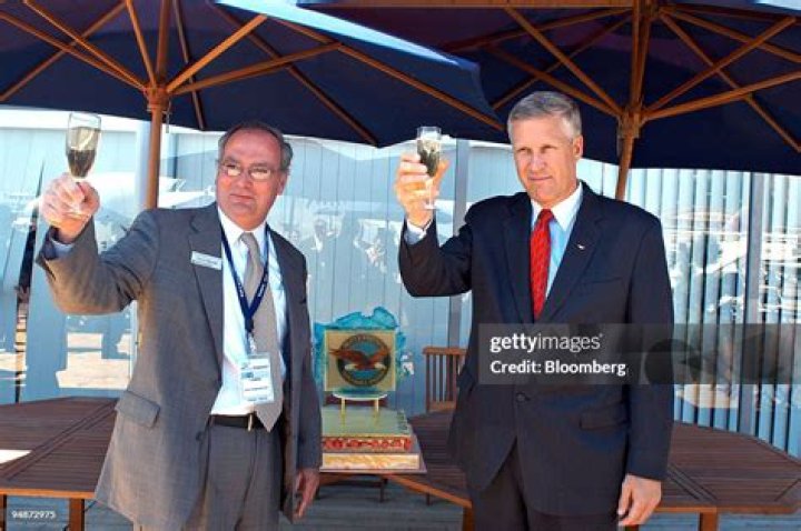 Earl Exum Obituary News; President Of Pratt And Whitney And Husband Of Tammy Exum Dies