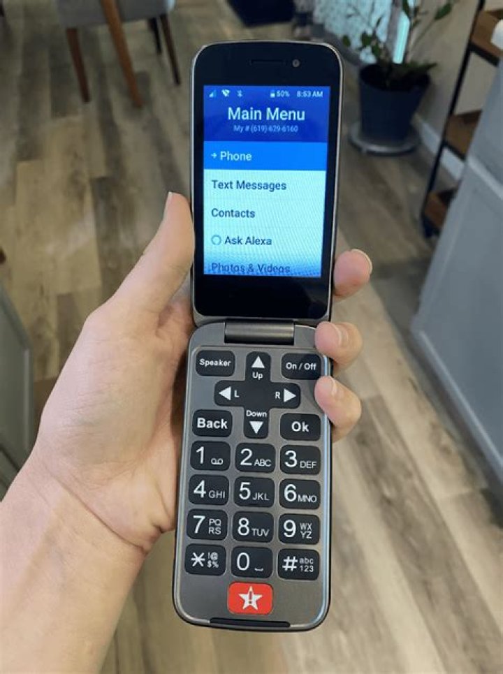 Easiest & Best Cell Phones for Seniors