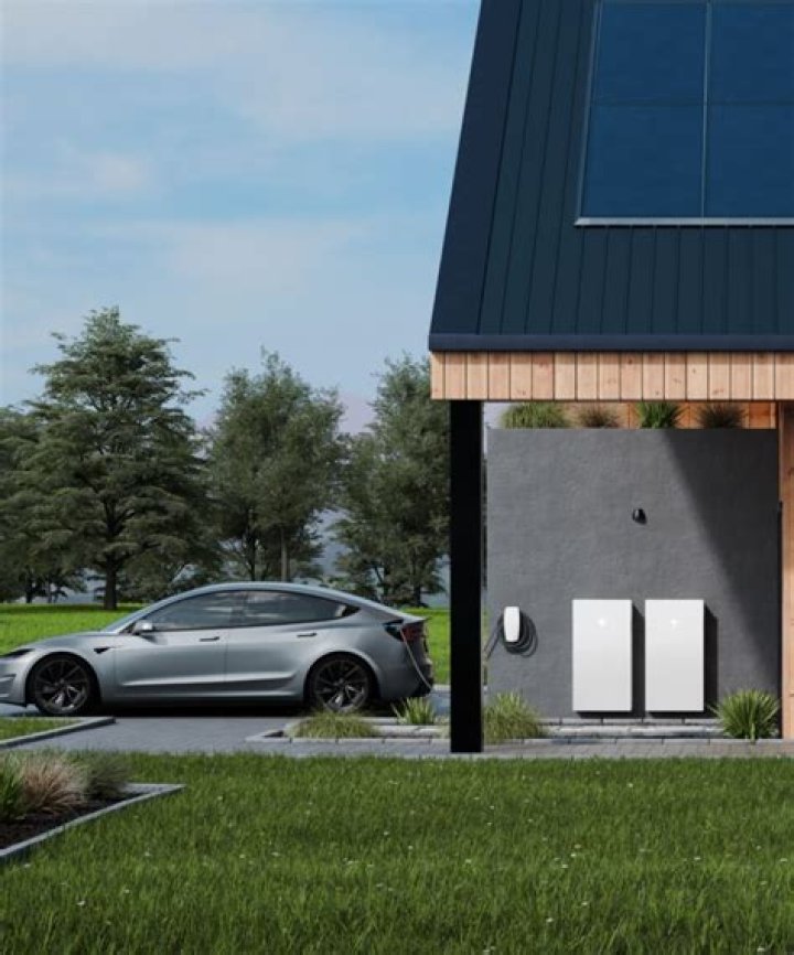 EcoFlow's New Whole House Battery Is a Tesla Powerwall Alternative