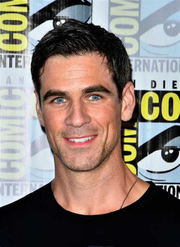 Eddie Cahill Net Worth 2024