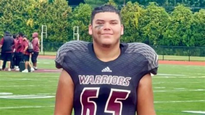 Elijah-Jay Mariano Rivera Death News; A Football Player From Windsor High School, Elijah-Jay Mariano Rivera Passed Away After a Medical Emergency