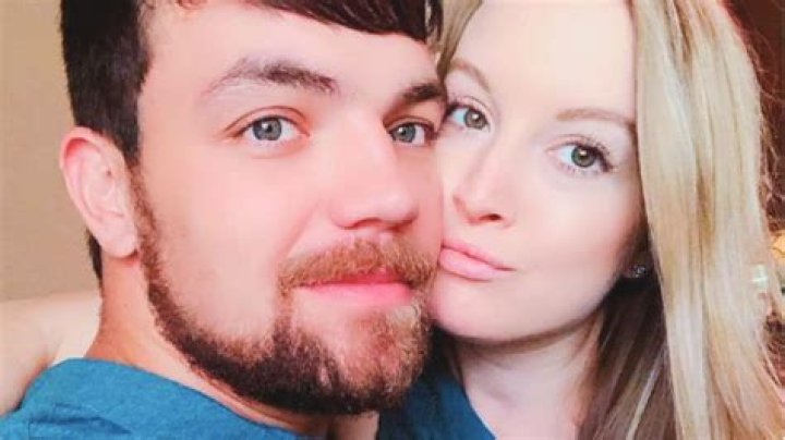 Elizabeth Potthast claps back after being asked if her husband Andrei Castravet has a job