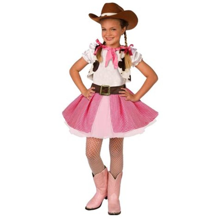 Emily Ratajkowski's Cowgirl Halloween Costume Included Assless Chaps