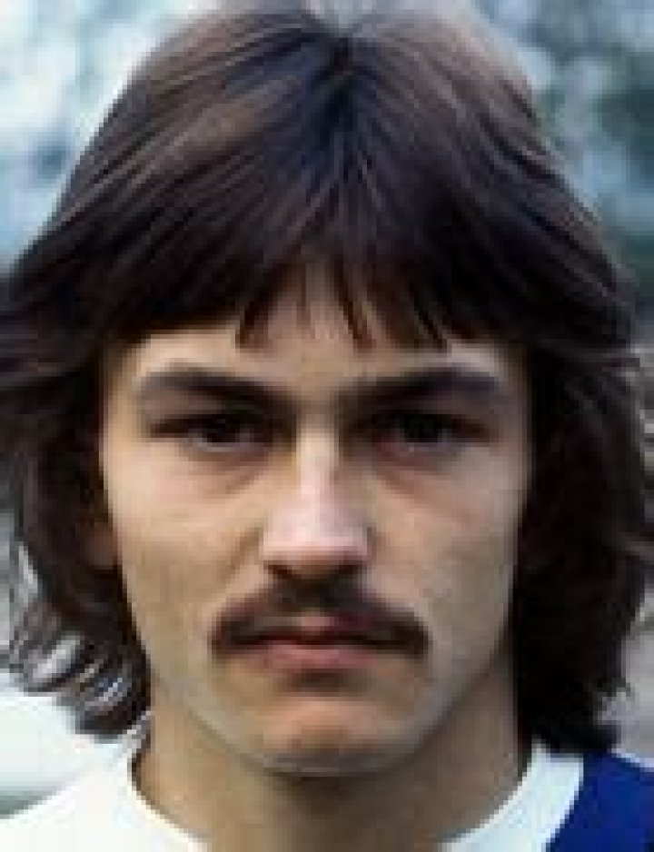Ewald Lienen - Player profile