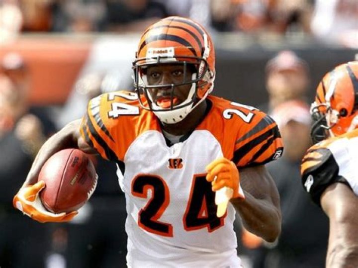 Ex-Bengals player Adam ‘Pacman’ Jones arrested at Cincinnati airport