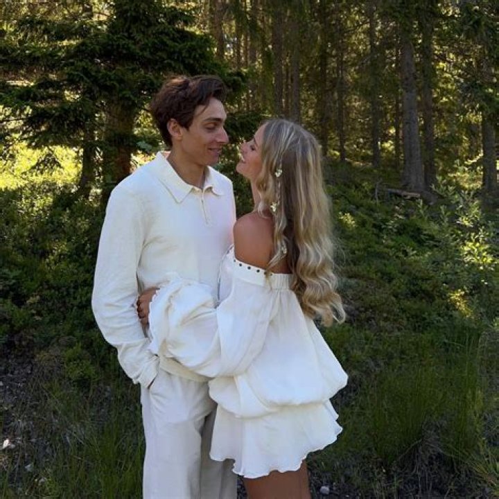Exploring The Relationship Of Mondo Duplantis And His Girlfriend