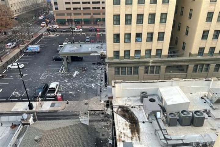 Explosion at historic Texas hotel injures 21 and scatters debris in downtown Fort Worth