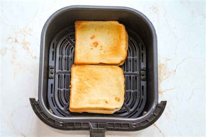 Food fans go mad for viral air fryer toastie that means there's NO washing up