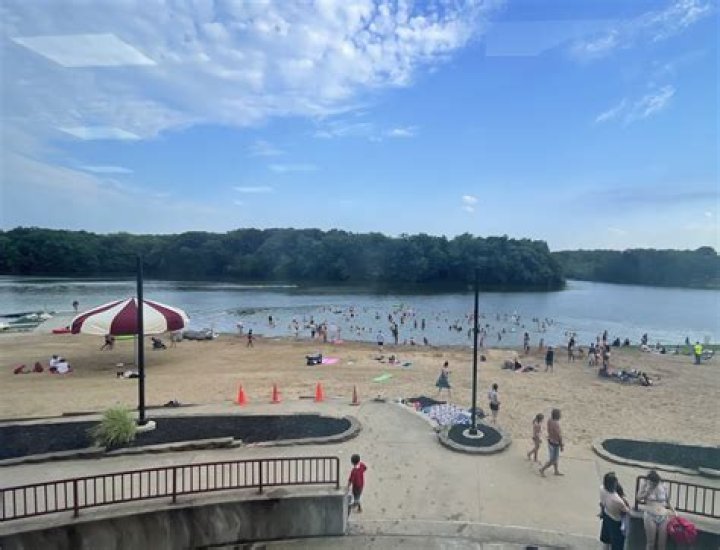 Galesburg closes outdoor aquatic facilities Wednesday due to poor air quality