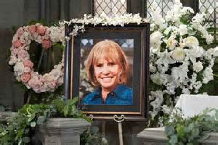 General Hospital’s Leslie Charleson is in good spirits following mishap