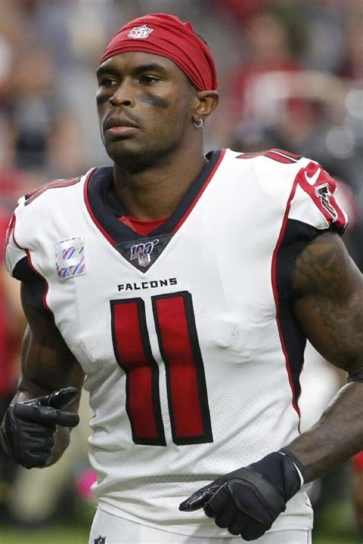Girlfriend, NFL, Retirement? [2023 Update]