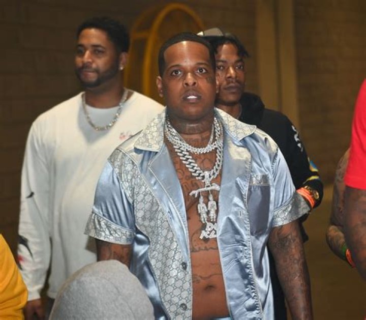 Gloss Up Fights One of Finesse2tymes' Three Girlfriends, BBJay