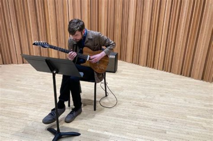 Hear unique guitar work at Figge for free