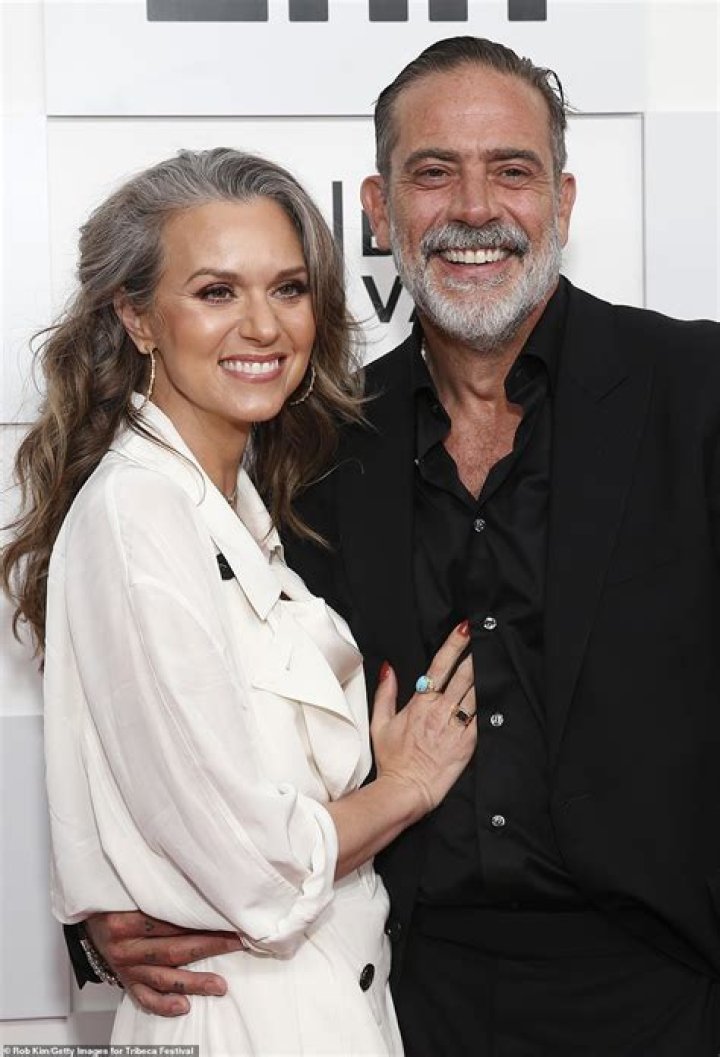Hilarie Burton Cast As Negan's Wife Lucille (Exclusive)