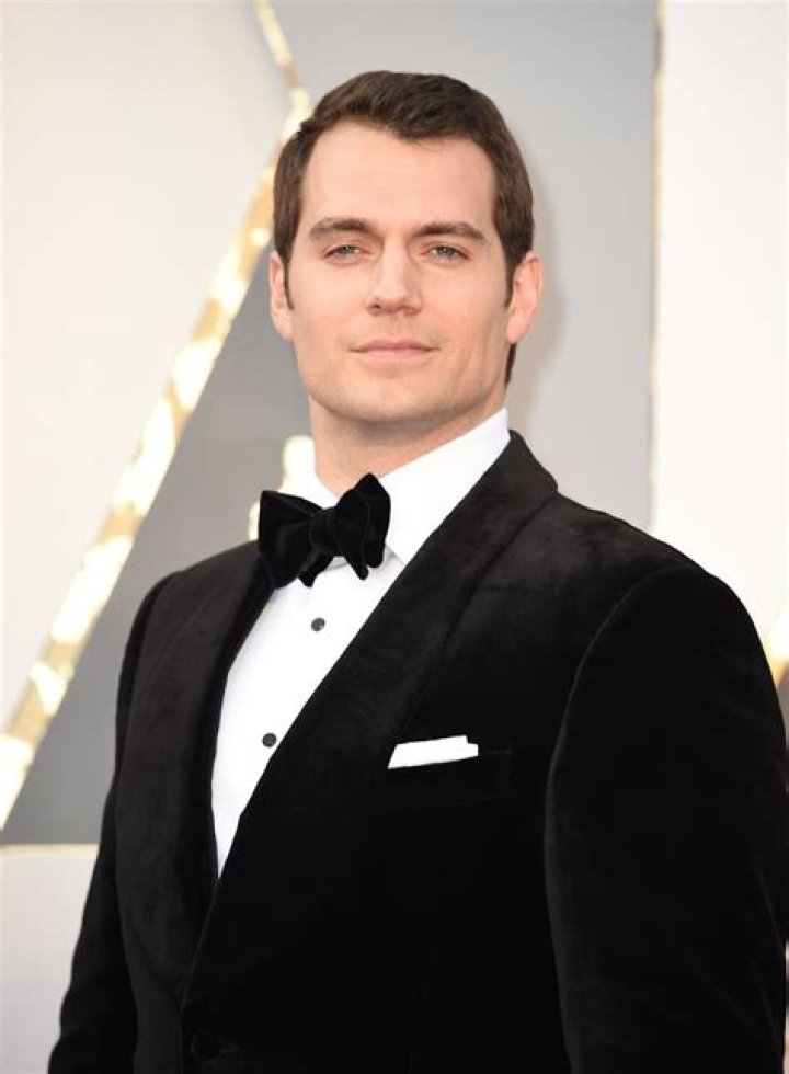 How Did Henry Cavill & Tara King Meet? Despite Their Age Gap, The Two Met At A Pretty Universal Location
