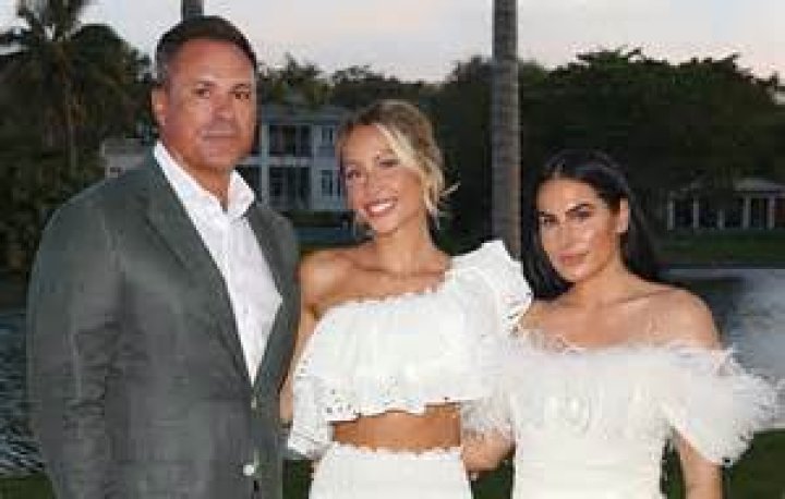 How Old Is Alix Earle Sister Ashtin Earle? Age Parents And Net Worth 2023