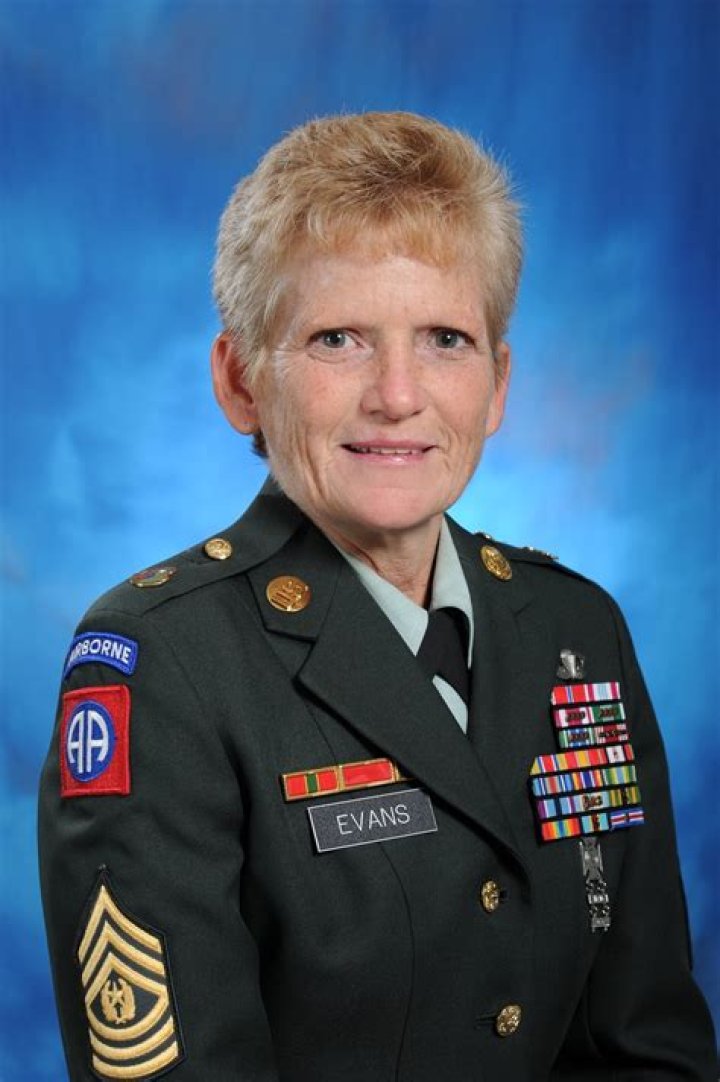 How Old Is Gretchen Evans? Army Sergeant Veteran Receives Pat Tillman Award At ESPY