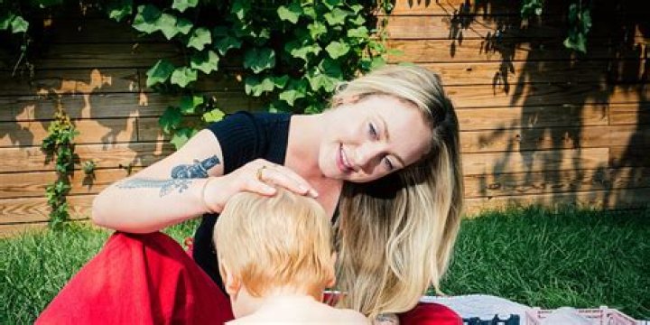 How Old Was Amanda When She Had Kids? 'The Bachelor' Contestant Is Unfairly Bullied For Being A Young Mom