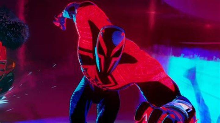 How Spider-Man: Across The Spider-Verse Got Oscar Isaac Back For The Sequel
