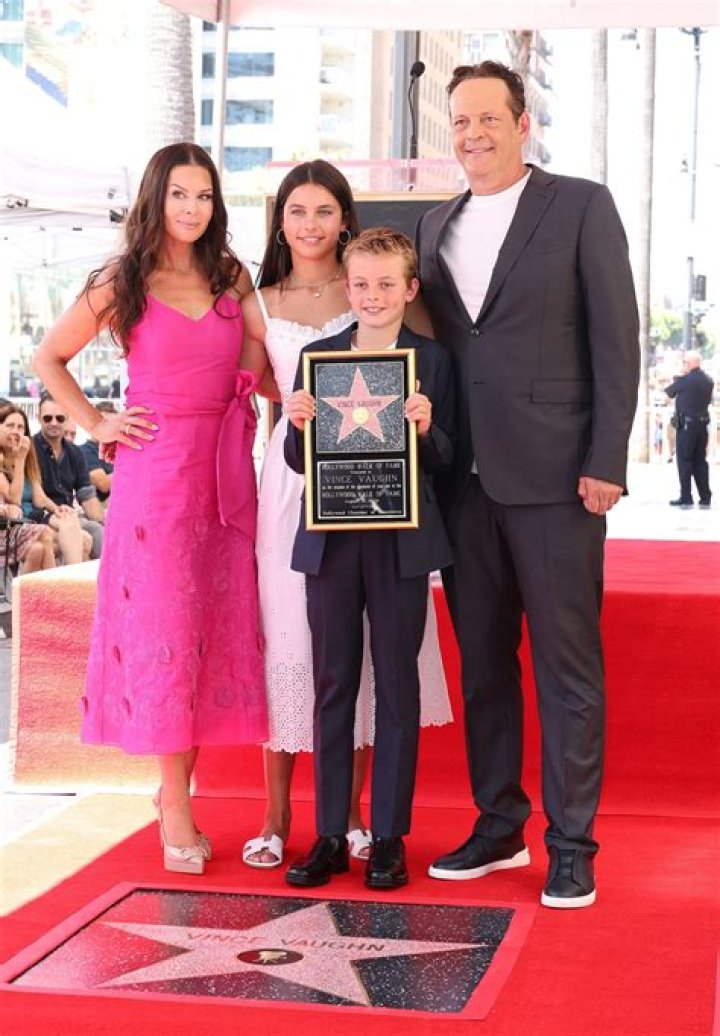 How Tall Is Vince Vaughn? Exploring The Height Of The Hollywood Star