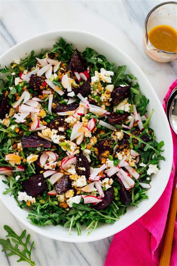 How to Make Beet Arugula Salad