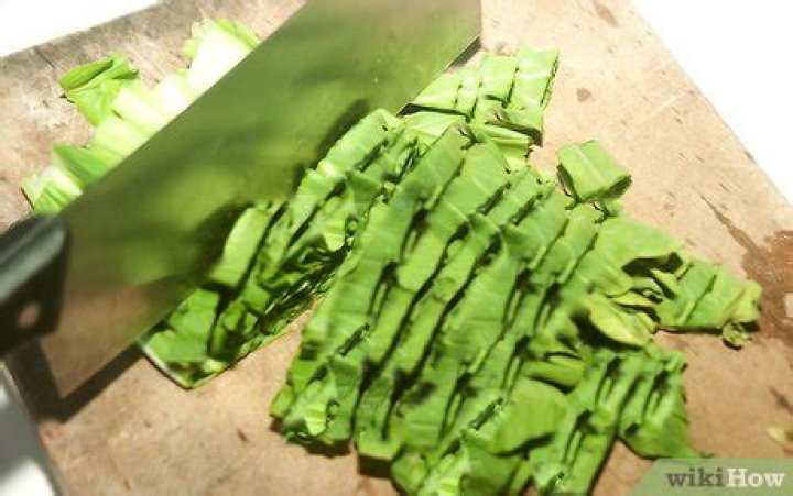 How to make crispy seaweed bok choy