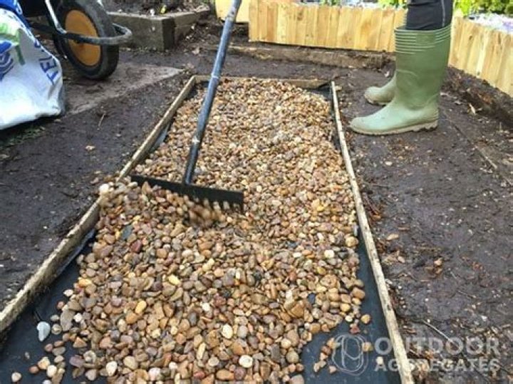 How to Pebble a Garden