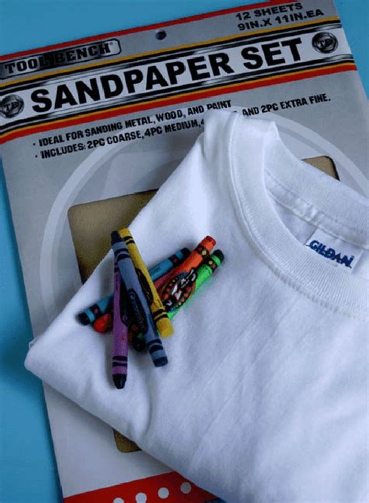 How to Print a Design Onto a Shirt Using Sandpaper
