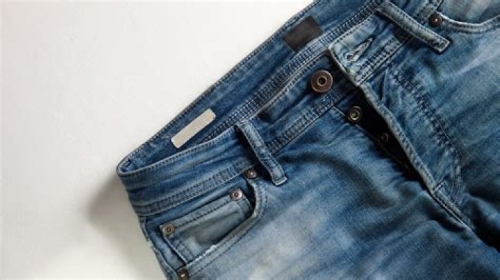How To Shrink Jeans & Maintain The Shape Of Your Original Denim