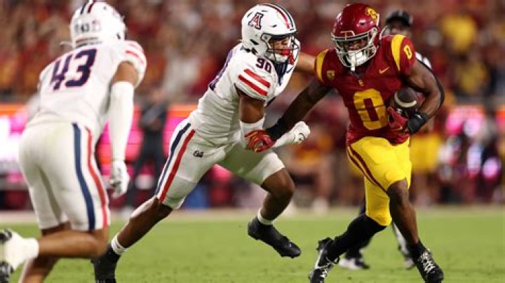 How to Watch USC vs. Notre Dame Football Without Cable