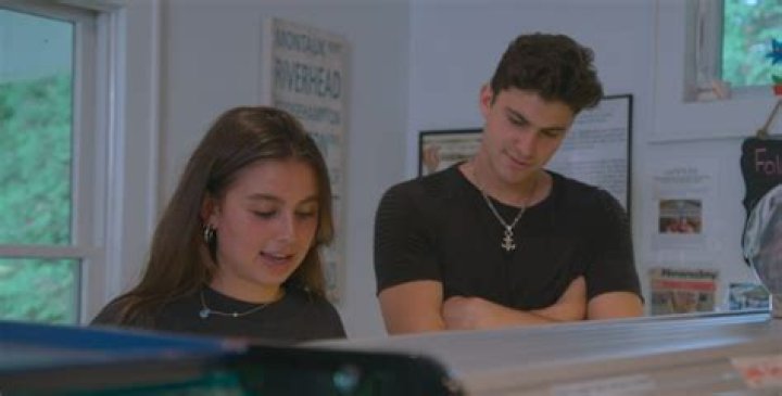 Hunter Hulse: Who Is Emelye Ender’s Boyfriend? On Instagram, you can get to know Forever Summer