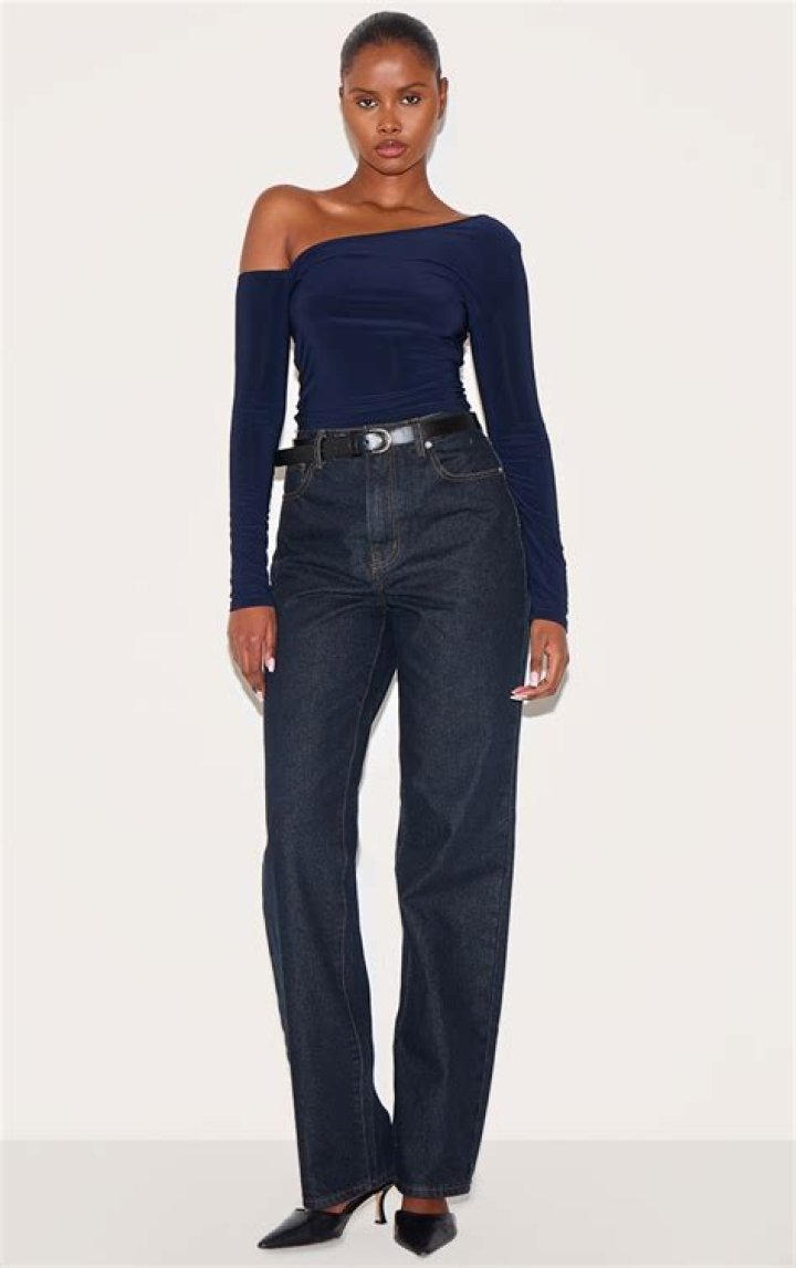 I'm a fashion pro - the 'jeans and a nice top combo' is dead… there's a new outfit formula in town