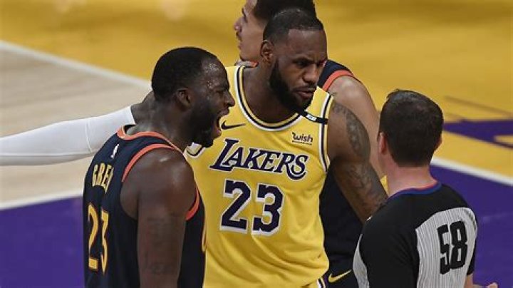 ‘I Can’t Even Pick’: LeBron James Humorously Stumped as NBA Fans Help Him Pick His Greatest Season in 21-Year Career
