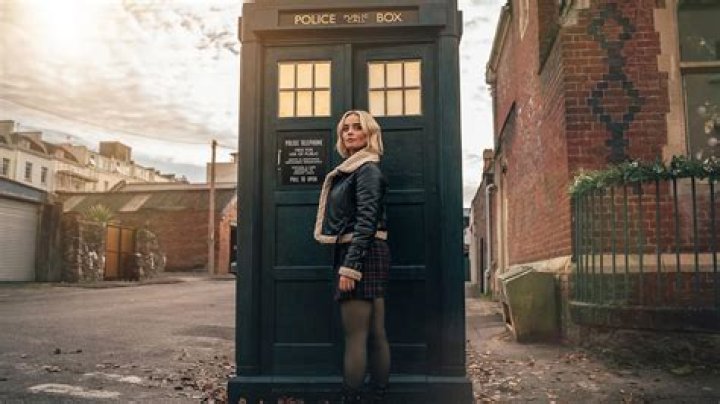 I get stared at and think: 'Oh god, did I just flash?' says Corrie star Millie Gibson