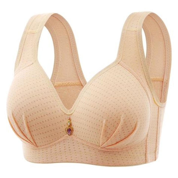 I make bras for women with fuller busts - how to know your lingerie fits and the key sign it will be 'torture' to wear